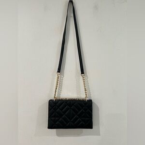 Crossi quilted bag with gold chain and faux leather
